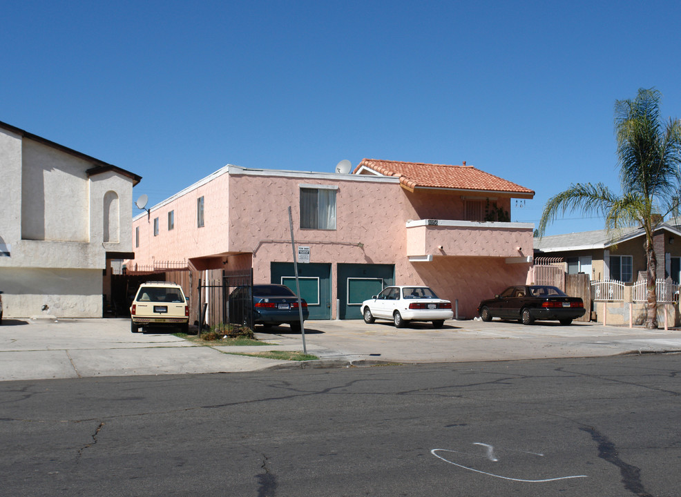 4056 Van Dyke Ave in San Diego, CA - Building Photo