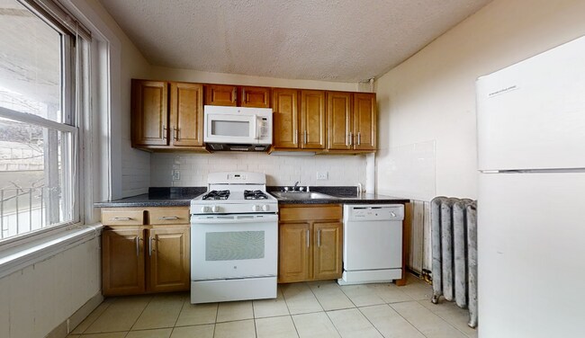 13 Barrows St in Boston, MA - Building Photo - Building Photo