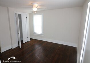 1021 Fremont St in Manhattan, KS - Building Photo - Building Photo