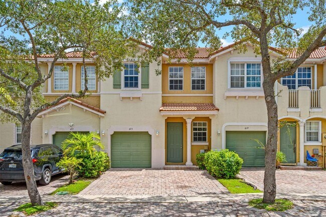 623 NE 21st Terrace in Homestead, FL - Building Photo - Building Photo