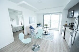 46 Flora in Ottawa, ON - Foto de edificio - Building Photo