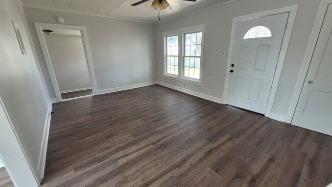 407 E Defee Ave in Baytown, TX - Building Photo - Building Photo