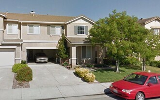 8930 Taos Way in Gilroy, CA - Building Photo