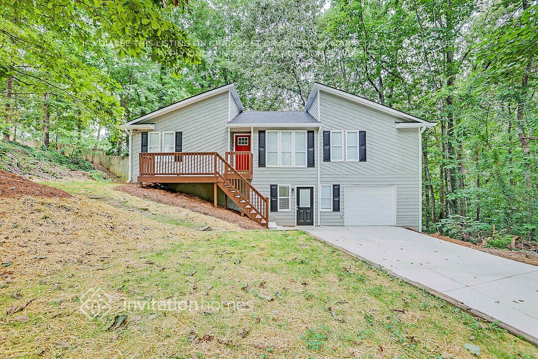 5545 Gibson Dr in Acworth, GA - Building Photo