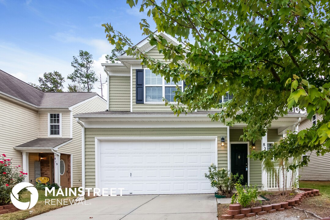 825 Rook Rd in Charlotte, NC - Building Photo