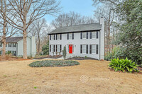 1696 Hunters Trace SW in Lilburn, GA - Building Photo - Building Photo