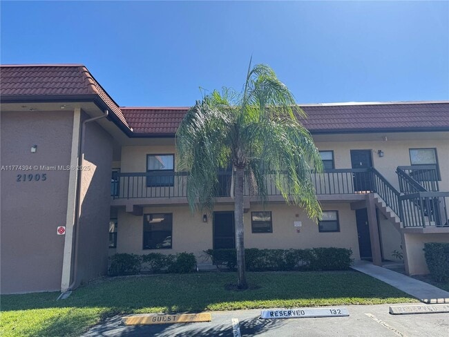 property at 21905 Lake Forest Cir