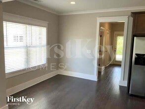 3330 Sawyer Dr in Hoover, AL - Foto de edificio - Building Photo