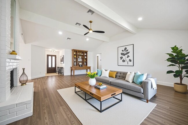 8302 Bee Meadow Ln in Missouri City, TX - Building Photo - Building Photo