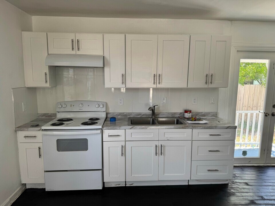 5000 Lake Ave in West Palm Beach, FL - Building Photo