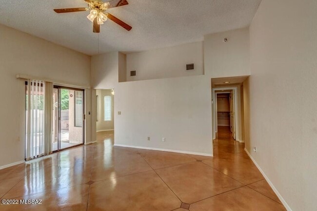 6112 N Reliance Dr in Tucson, AZ - Building Photo - Building Photo