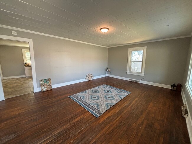 1900 E Ozark Ave in Gastonia, NC - Building Photo - Building Photo