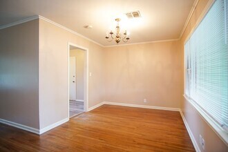 4630 E 24th St in Tulsa, OK - Foto de edificio - Building Photo