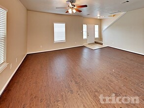 11415 Carla St in Houston, TX - Foto de edificio - Building Photo