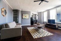 Building Photo - Wilshire Royale Apartments in Los Angeles, California