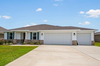 4564 Perception Circle in Milton, FL - Building Photo - Building Photo