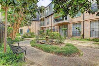 2400 N Braeswood Blvd photo'