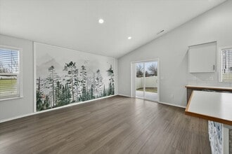 878 W Jasper St in Emmett, ID - Building Photo - Building Photo