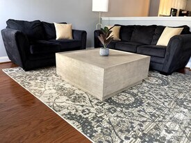 607 Lake Forest Road in Columbia, SC - Building Photo