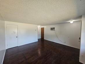 2105 N Sargent Rd-Unit -1 in Spokane Valley, WA - Building Photo - Building Photo