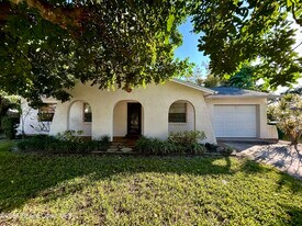 401 Sea Horse Ave in Indialantic, FL - Building Photo