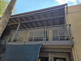 2415 W Hazelwood St in Phoenix, AZ - Building Photo