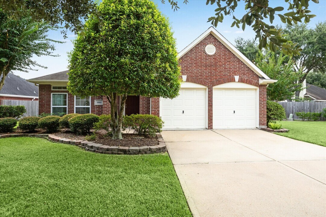 13622 Apple Knoll Ct in Houston, TX - Foto de edificio