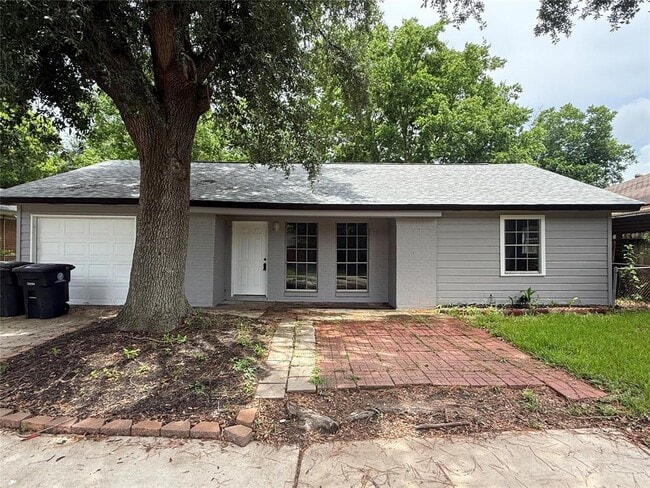 11707 Segrest Dr in Houston, TX - Building Photo - Building Photo