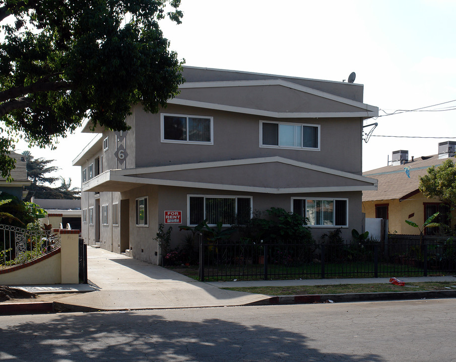 216 Lime St in Inglewood, CA - Building Photo