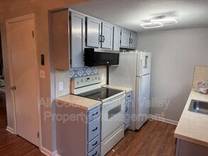 405 S St George St in Allentown, PA - Building Photo - Building Photo