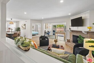 5900 Alcove Ave in Los Angeles, CA - Building Photo - Building Photo