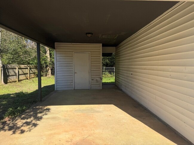 11 Coulter Dr in Wedgefield, SC - Building Photo - Building Photo