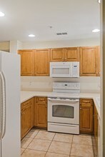 9410 Ivy Brook Run in Ft. Myers, FL - Building Photo - Building Photo