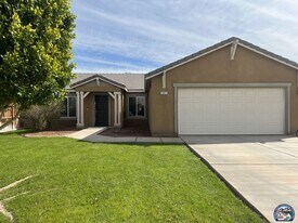 241 Rosarito Dr in Imperial, CA - Building Photo