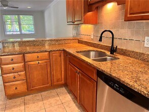 33 Starr Dr W in Narragansett, RI - Building Photo - Building Photo