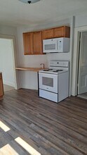 376-376A W State St in Hartford, WI - Building Photo - Building Photo