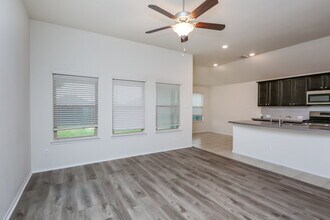 625 Saguaro Dr in Haslet, TX - Foto de edificio - Building Photo