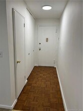 50 Fairview Ave in Norwalk, CT - Foto de edificio - Building Photo