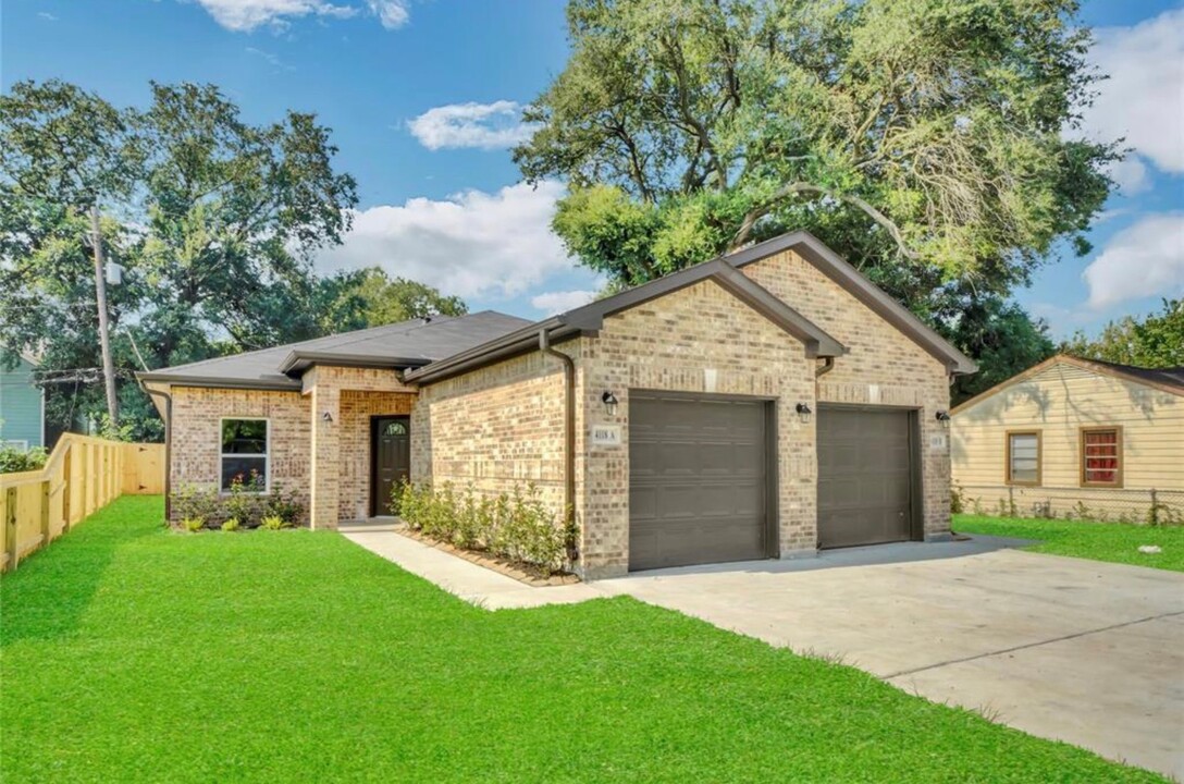 4118 Mallow St in Houston, TX - Building Photo