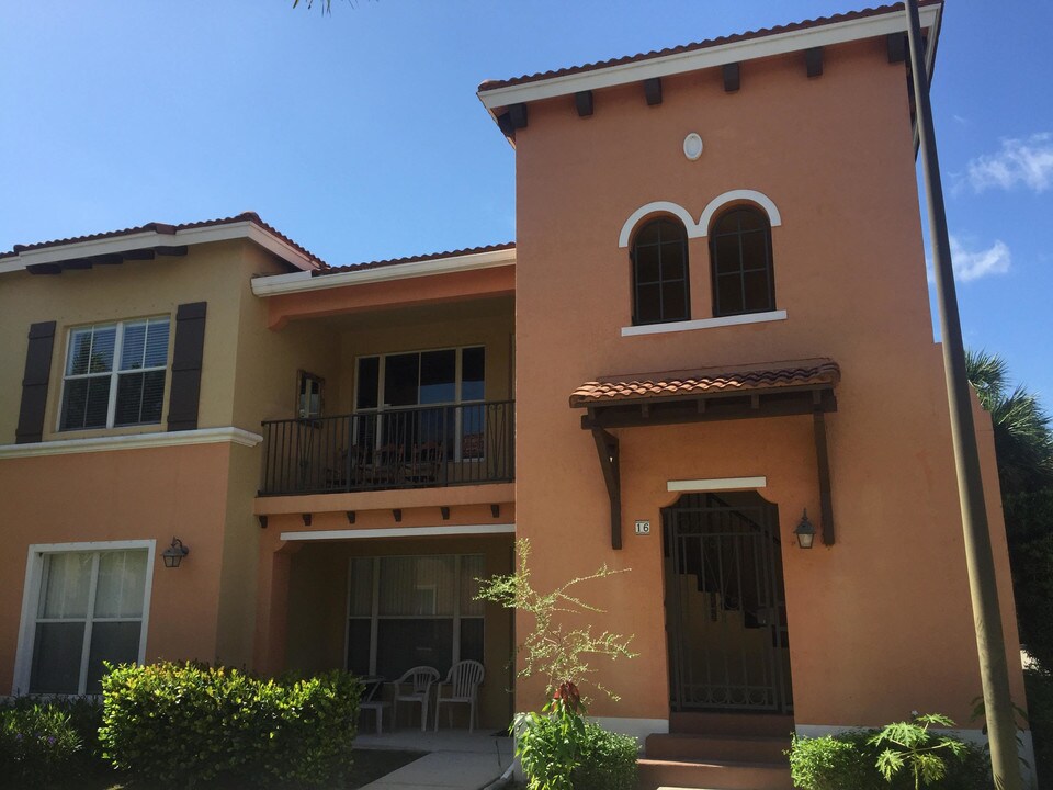 3545 Forest Hill Blvd-Unit -16 in West Palm Beach, FL - Building Photo