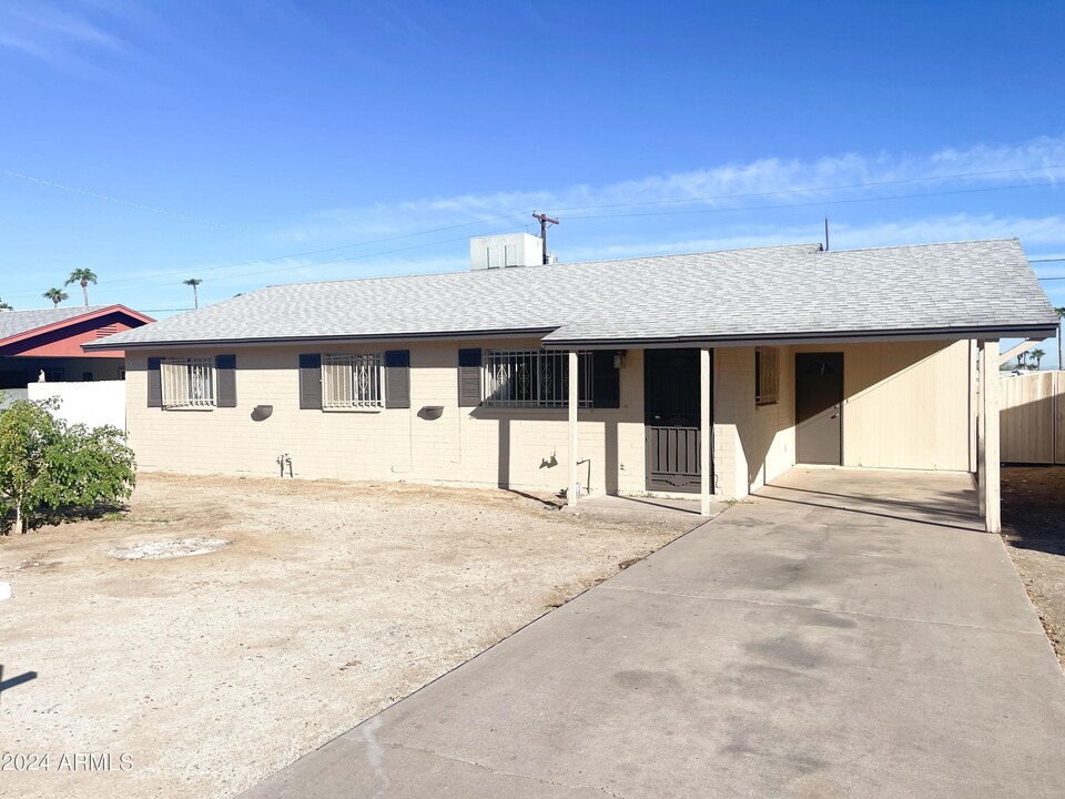 410 E Desert Dr in Phoenix, AZ - Foto de edificio