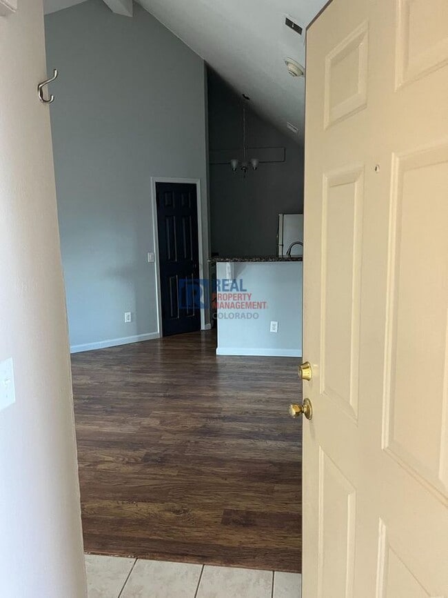4876 E Kentucky Cir in Denver, CO - Building Photo - Building Photo