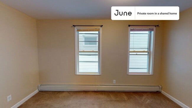 Private bedroom in 3 bed/1 bath Home in Boston, MA - Building Photo - Building Photo