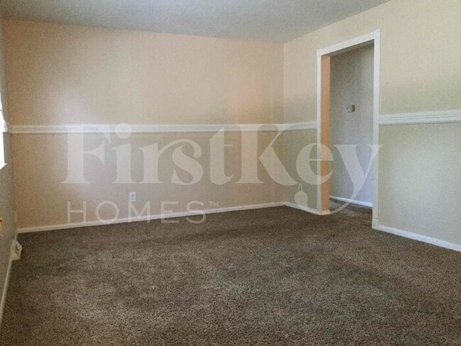 8634 Lighthorse Dr in Indianapolis, IN - Building Photo - Building Photo