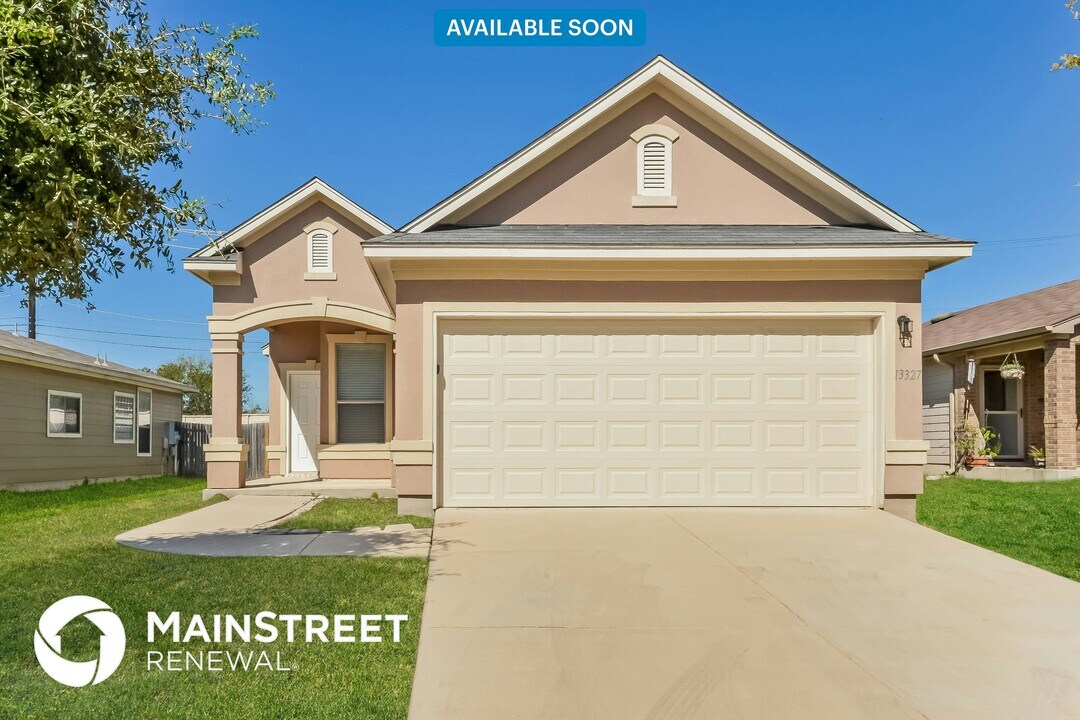 13327 Sun Sierra in San Antonio, TX - Building Photo