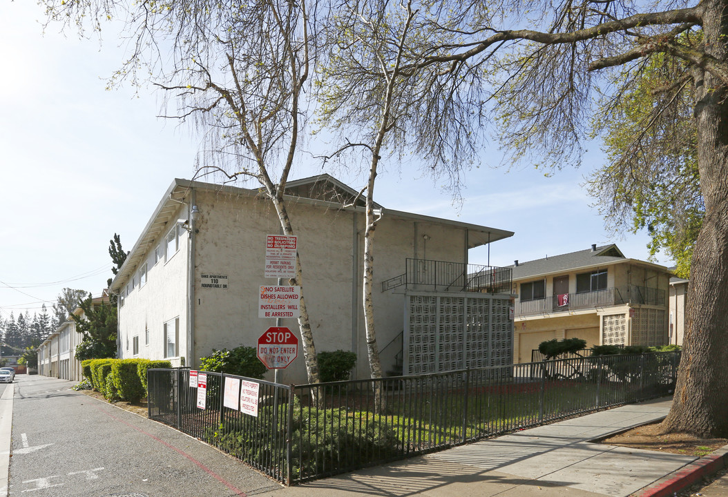 The Oaks in San Jose, CA - Building Photo