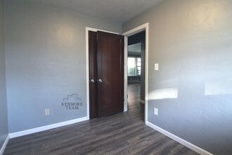 8 N Palouse St in Kennewick, WA - Building Photo - Building Photo