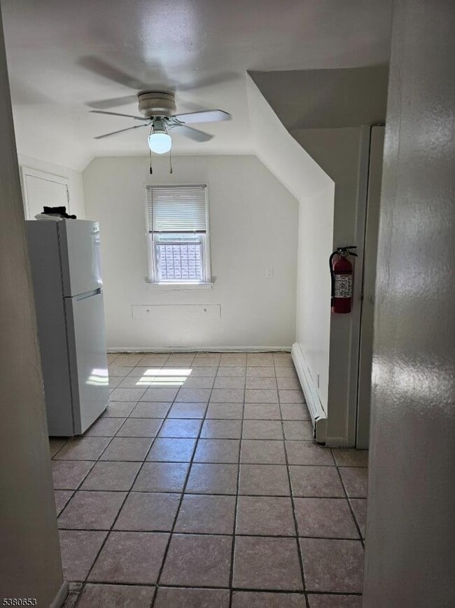 329 Madison Ave in Paterson, NJ - Building Photo - Building Photo