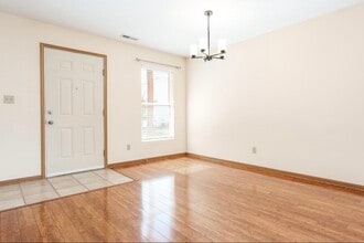 5874 Beechwood Dr in Loves Park, IL - Building Photo - Building Photo