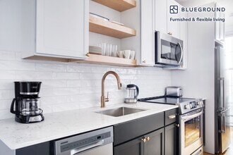 1284 Beacon St in Brookline, MA - Building Photo - Building Photo